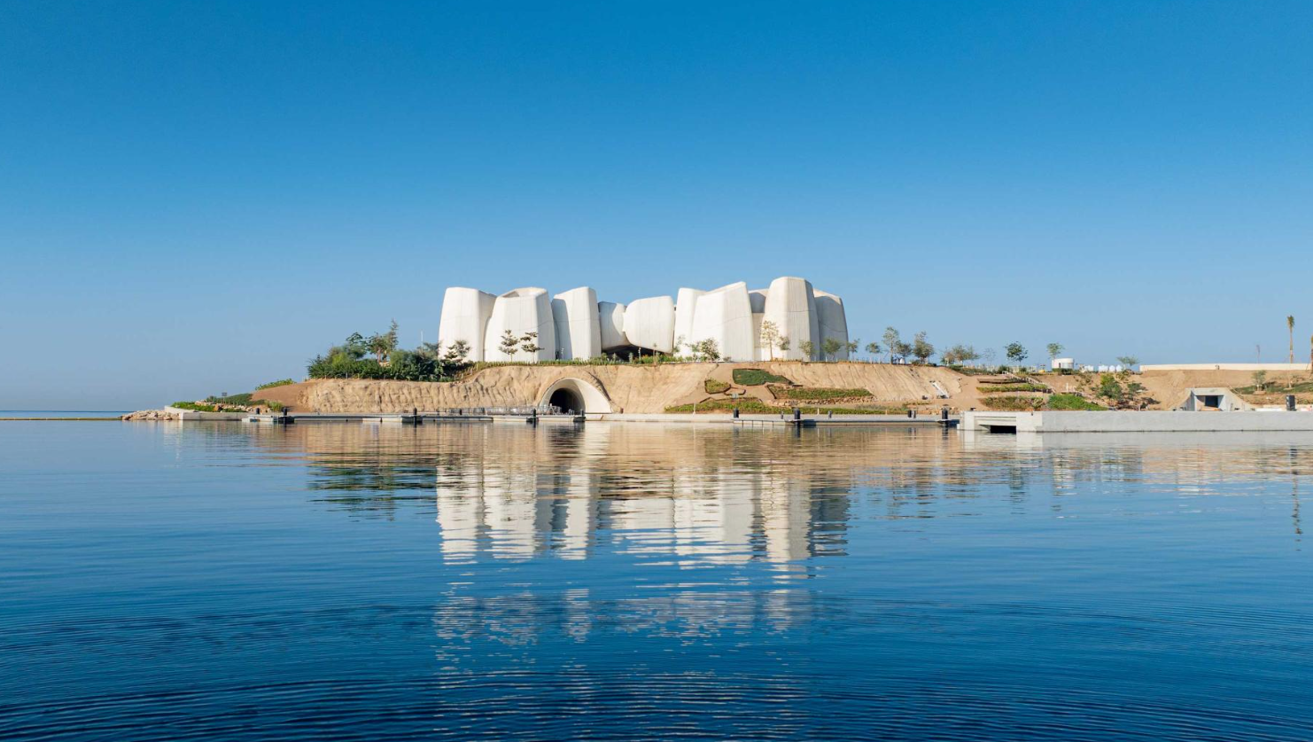 Luxury Redefined: Red Sea Global Announces AMAALA Triple Bay Opening