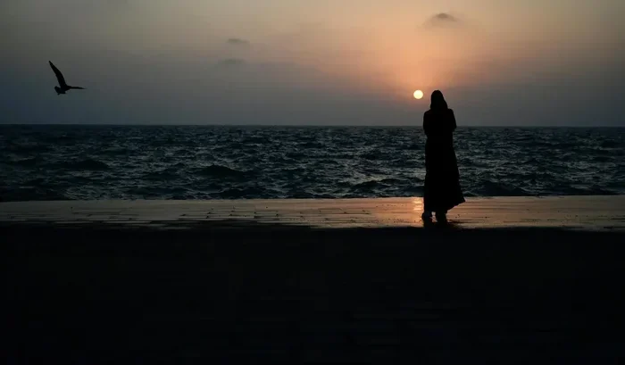 Cloudy, Mild Weather Draws Visitors to Jazan Region