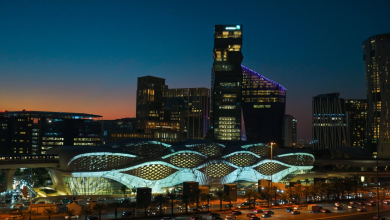 Noor Riyadh Illuminates Metro Stations with Stunning Installations