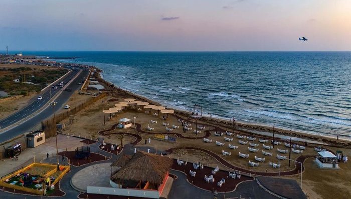 Al-Shuqaiq Tourist Beach Draws Surge of Weekend Visitors